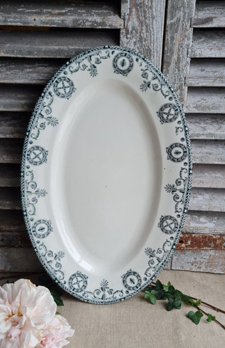 Ancien plat ovale terre - plat, fer
