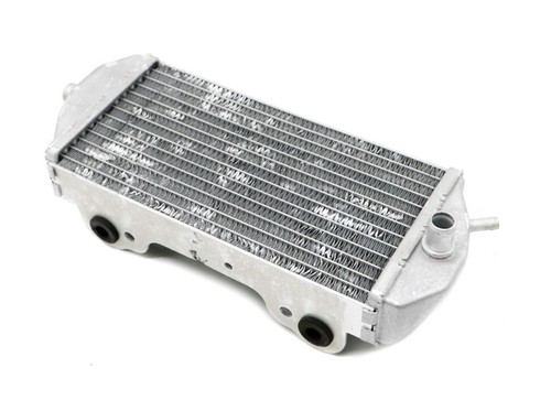 Radiateur gauche gas - gauche,