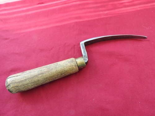 Ancien outil main - ancien,
