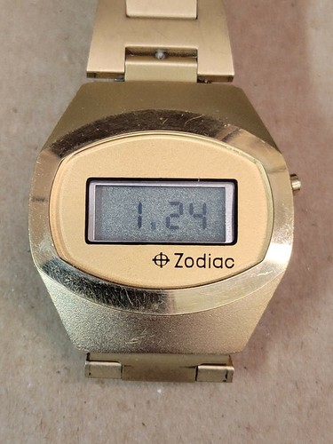 Zodiac lcd digital quartz - lcd,