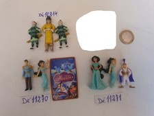 (194) lot de 8  figurines + 1 objet  Disney série ALADIN   / MULAN dérivés