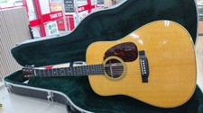 MARTIN D-28 Acoustic Guitar-11