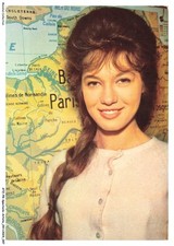 ATZP8-0388-ARTISTE - Portrait de Gillian HILLS