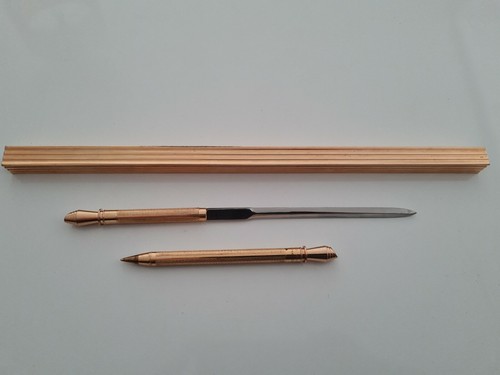 Stylo coupe papier - stylo, +