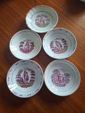 5 assiettes Soucoupes A thé