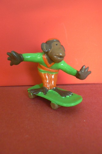 Figurine publicitaire omo - figurine,
