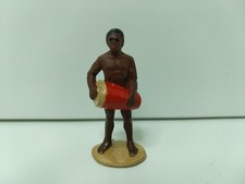 Quiralu - Figurine série Afrique Équatoriale "joueur de tam-tam"