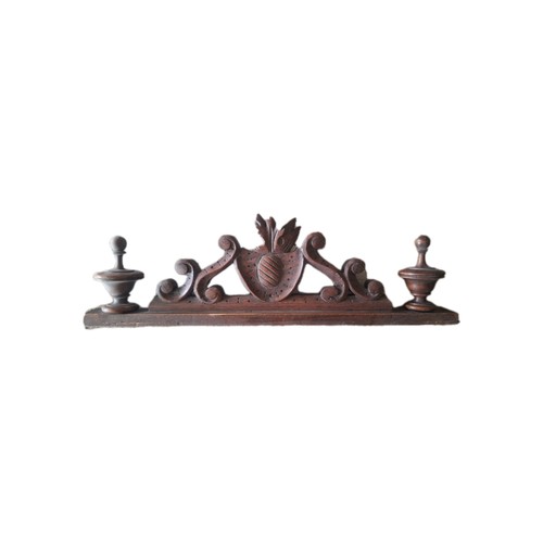 Ancien fronton bois style - ancien,