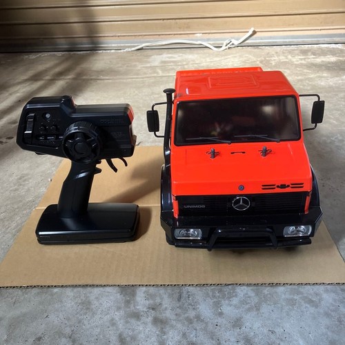 Tamiya mercedes benz unimog - mercedes,