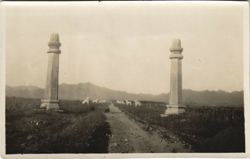 China road ming tombs - to,