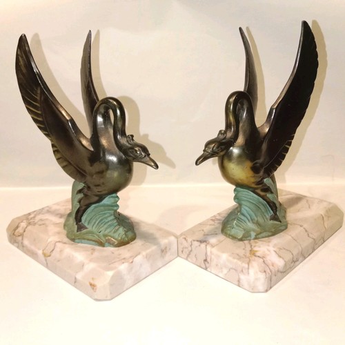 Cygnes serre livres art - cygnes, art-déco