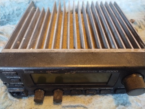 Icom transceiver ic 2000 - icom,