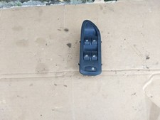 Commande Lève Vitre Avant