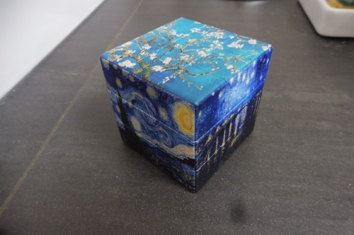 Casse tête type rubik cube - type,