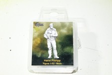 Dolman Miniatures Figurine