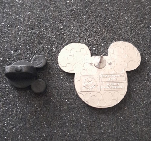Pin disney trading mickey - pin's,
