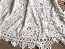EDREDON Brodé au crochet en coton 1m80 X 2,10 mètres