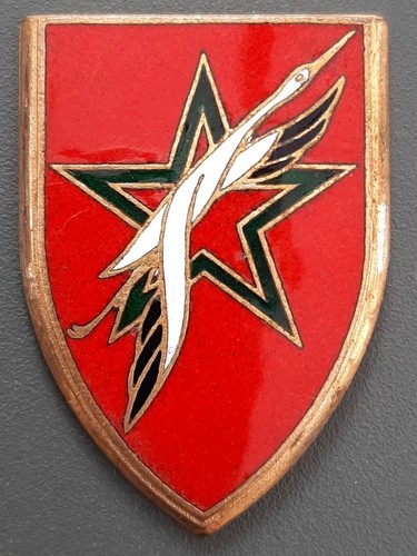Sans attache insigne - sans,