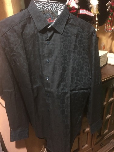 Robert graham nwt long sleeve - nwt,