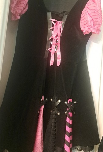 Pink woman black rock - black,
