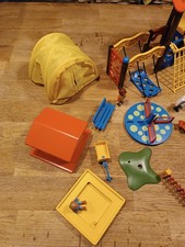 Lot aire de jeux Playmobil –