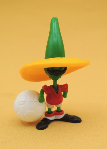 Kinder surprise figurine - kinder,