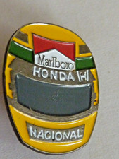 pin's pins badge Auto moto