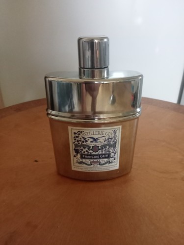 Flasque avec alcool cl - avec,