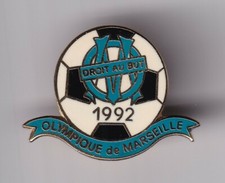 RARE PINS PIN'S .. FOOTBALL