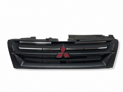 Mitsubishi pajero 2000 grille - mitsubishi,