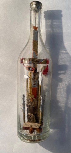 Ancienne bouteille la - de,