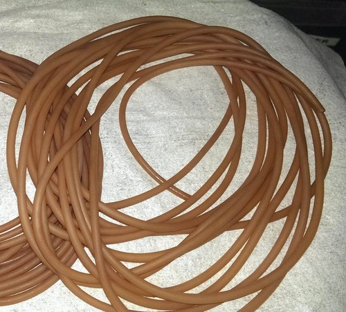 Tube caoutchouc anguillon - tube, a