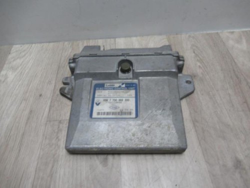 Calculateur moteur renault - calculateur,