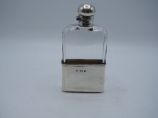 RARE FLASQUE A ALCOOL EN ARGENT MASSIF ET VERRE ORIGINE ANGLETERRE 19 EME