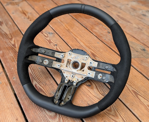 Volant cuir neuf mercedes - cuir,
