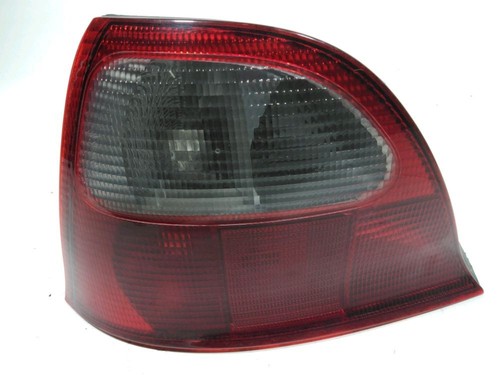 Feu arriere gauche phase - arriere,