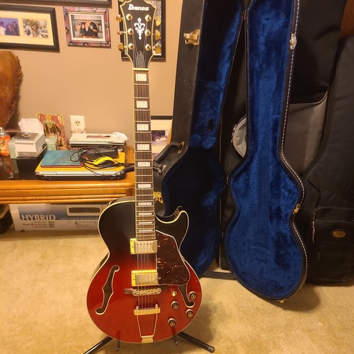 2019 ibanez guitar velvet - 2019,