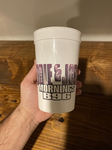 Eddie and jobo plastic - cup, b96