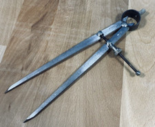 Ancien Compas pointes sèches