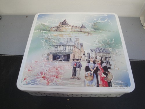 Boite métallique bretonne - boite,