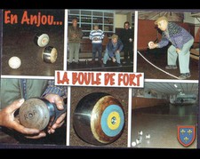 En ANJOU (49) JOUEUR de BOULES