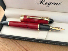 Stylo  plume laqué rouge avec
