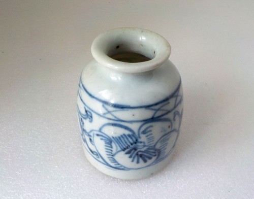Superbe encrier porcelaine - superbe, en