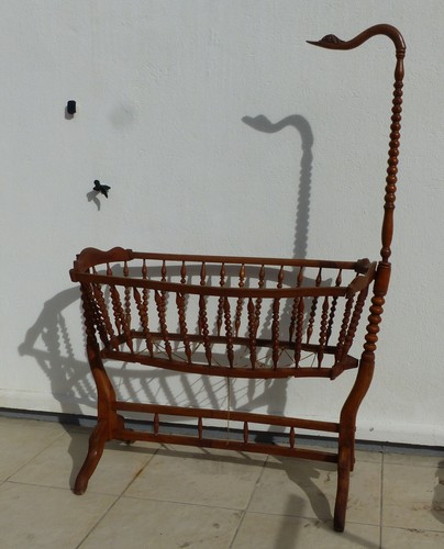 Berceau ancien col - , de