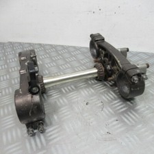 Té de fourche inférieur et