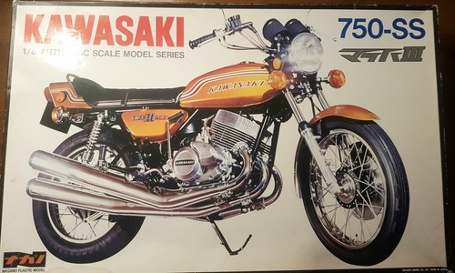 Kawasaki 750 mach 3 - ,