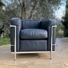 Beau Fauteuil LC2 Perriand-Jeanneret-Le Corbusier , Cassina .