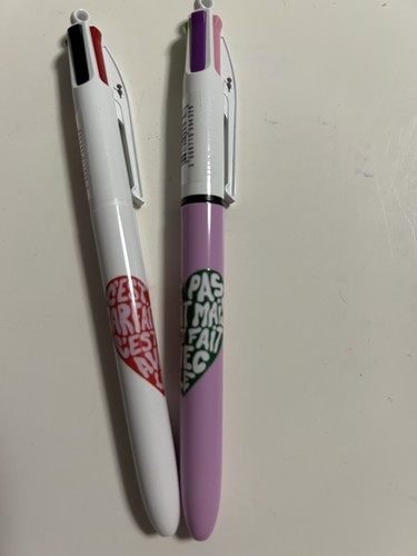 Lot stylos bic - 2, couleurs