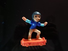 Jeu jouet figurine Polly Pocket - Garçon sur skate - Burger King