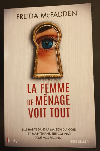Femme menage voit tout - femme,